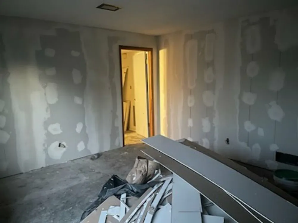 Slide of Homefix Lawrence