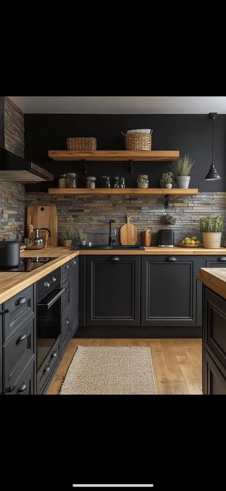 Slide of Homegrown Construction