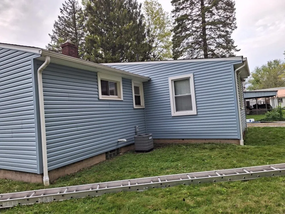 Slide of Homegrown Roofing