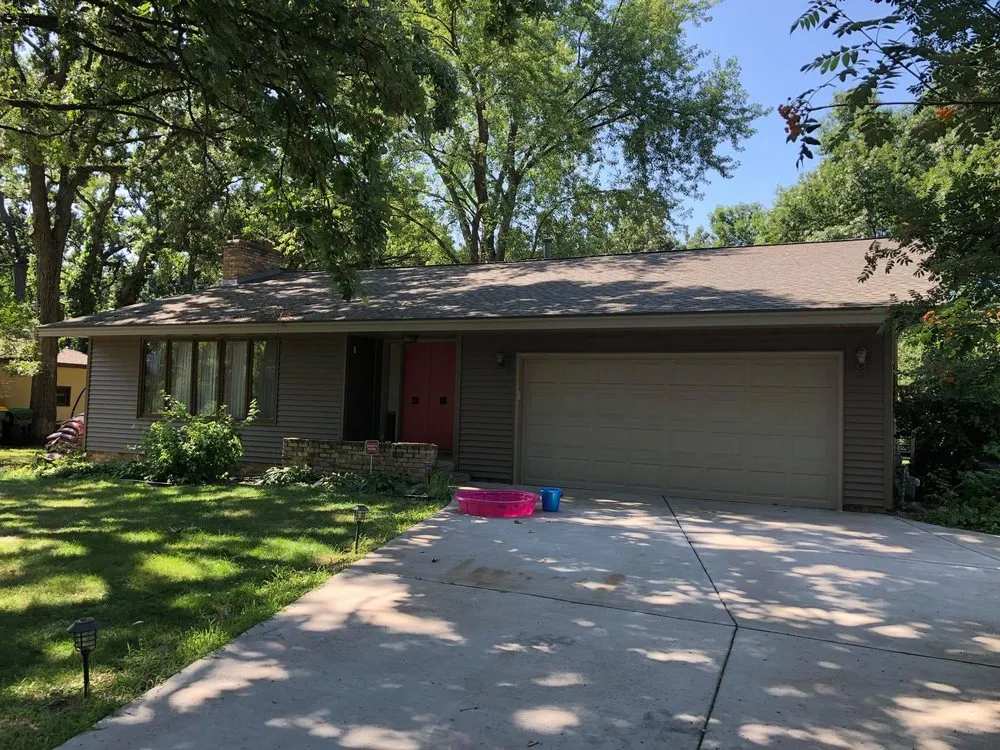 Slide of Homeguard Roofing and Siding