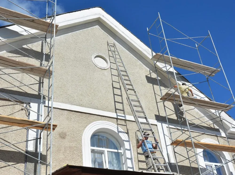 Slide of HomeGuard Roofing