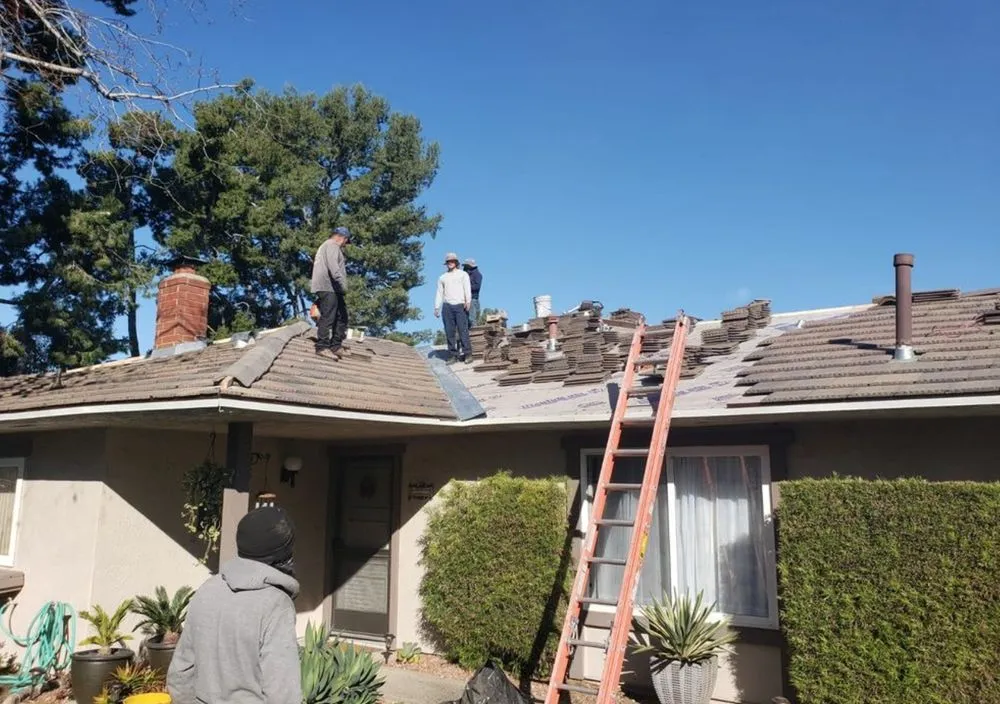 Slide of HomeGuard Roofing