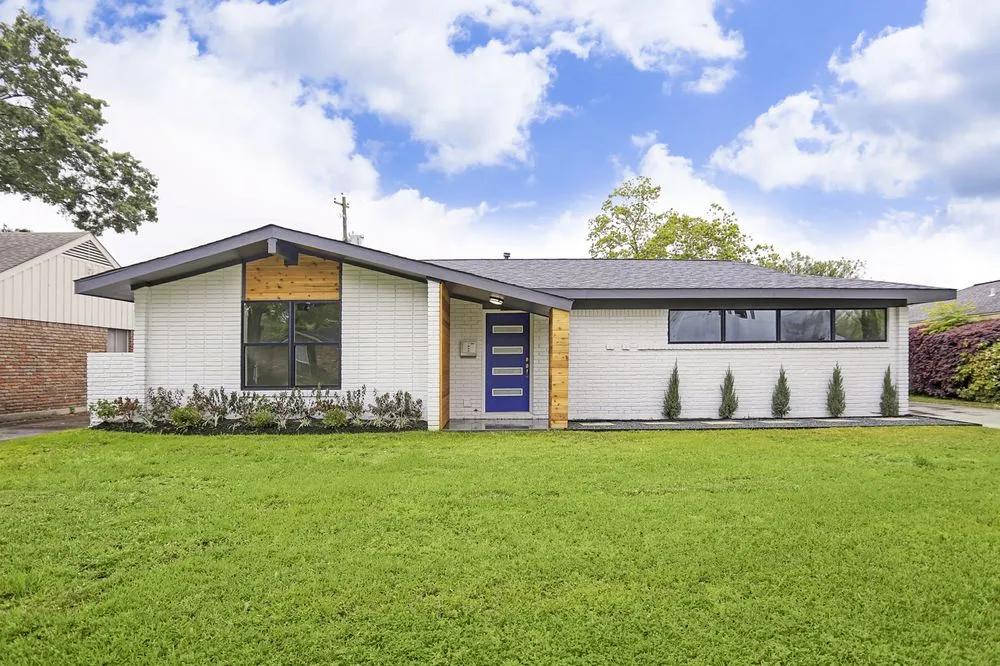 Slide of Homerun Roofing & Construction