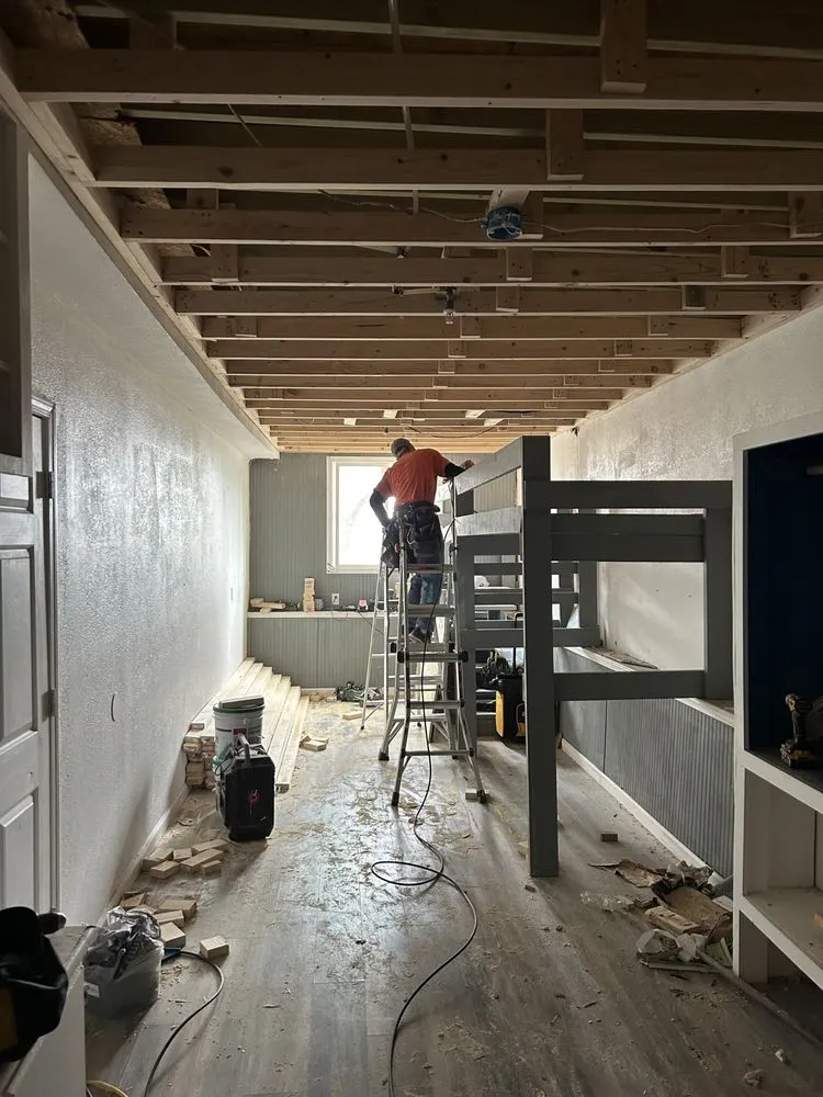 Slide of Homes R US Construction