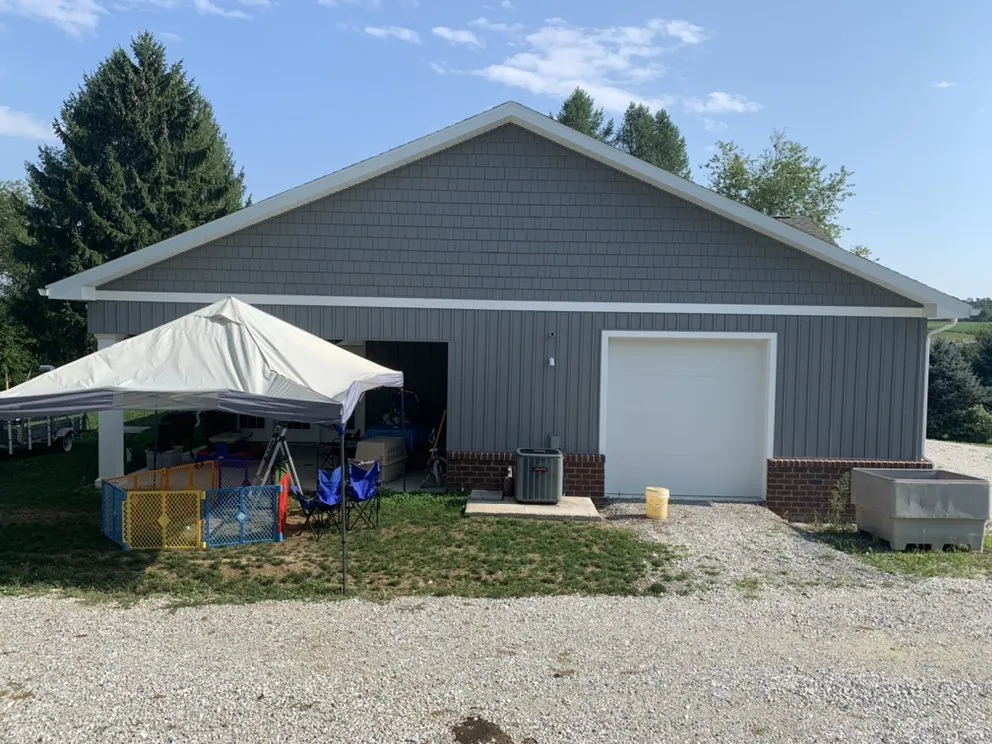 Slide of Hometown Custom Exteriors