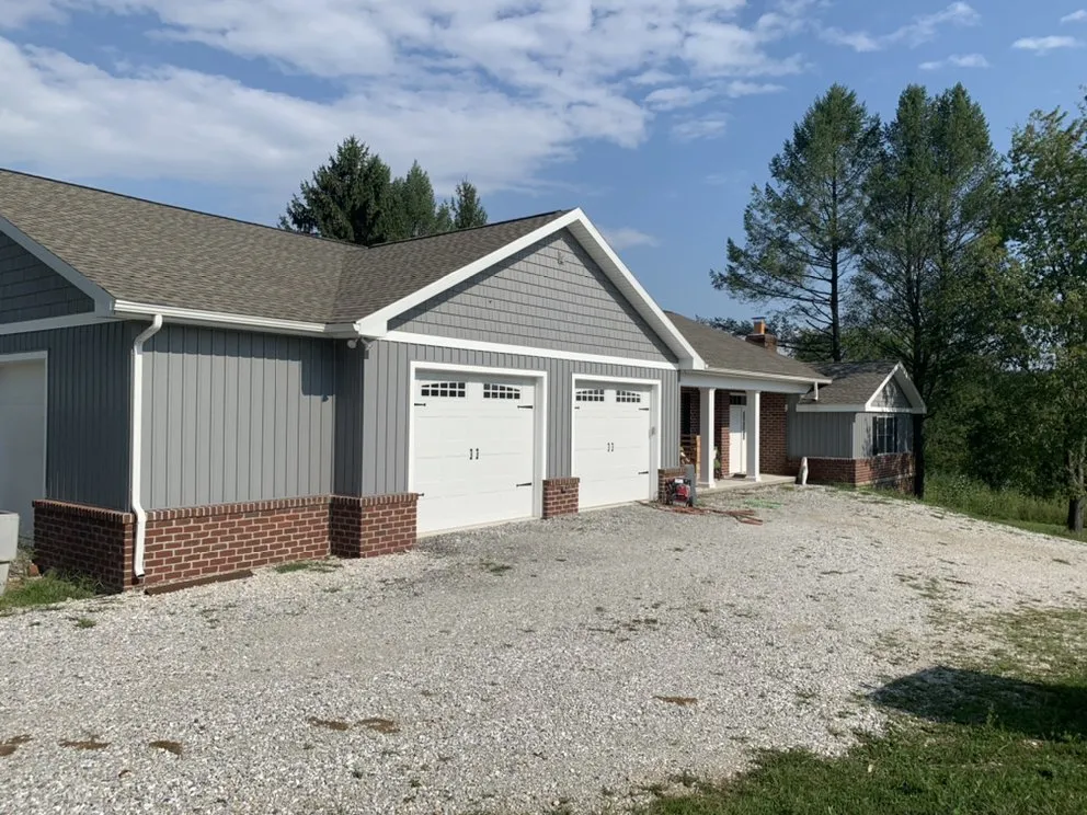 Slide of Hometown Custom Exteriors