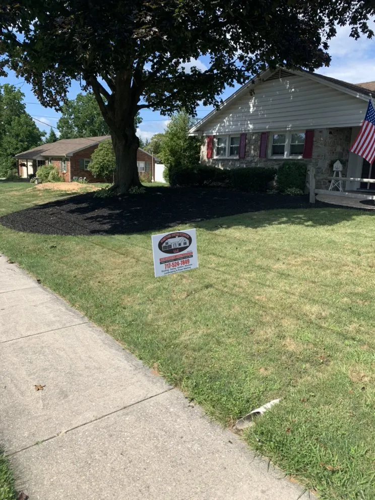 Slide of Hometown Custom Exteriors