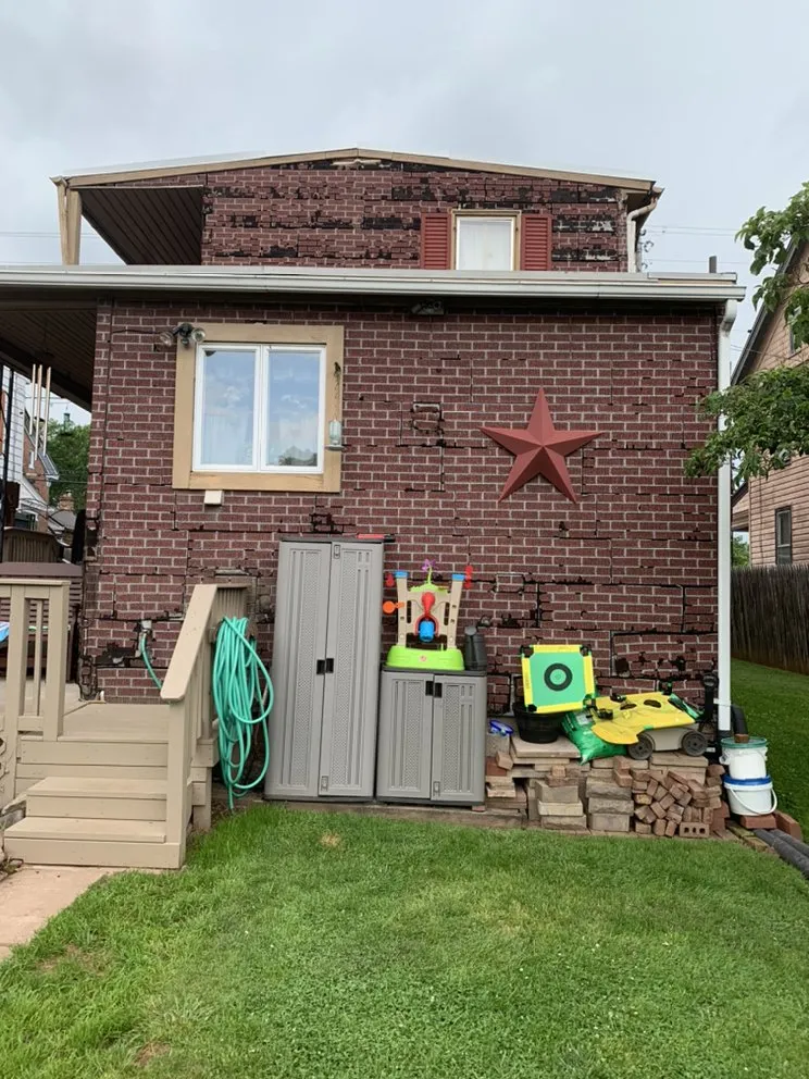 Slide of Hometown Custom Exteriors