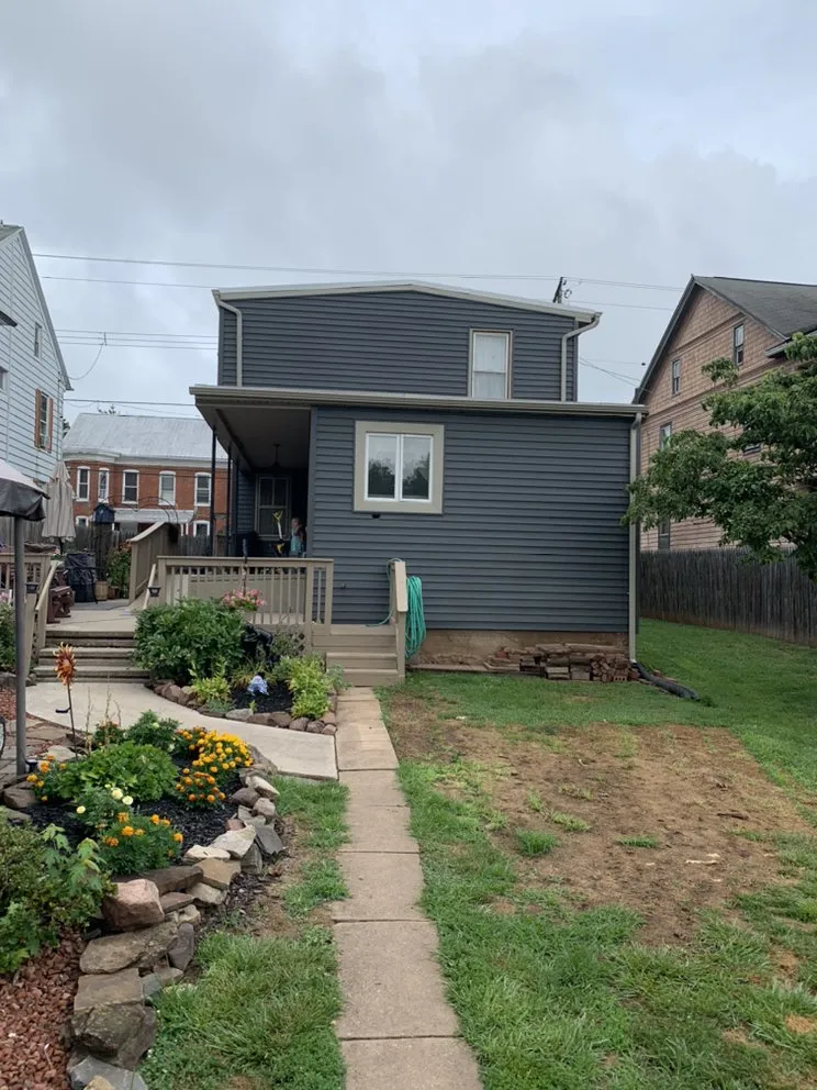 Slide of Hometown Custom Exteriors