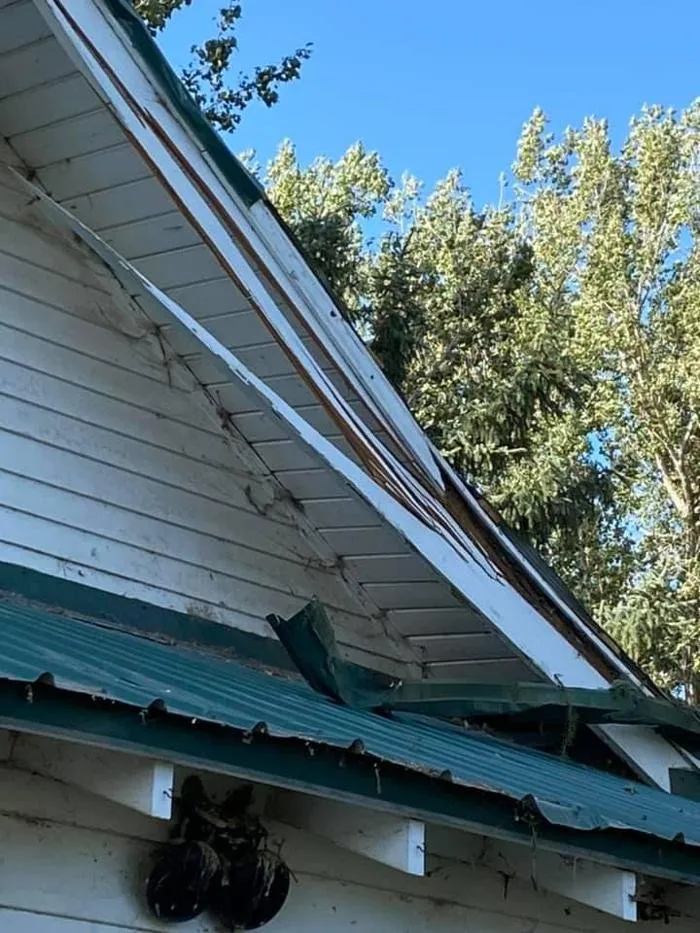 Slide of Hometown Roofing & Construction