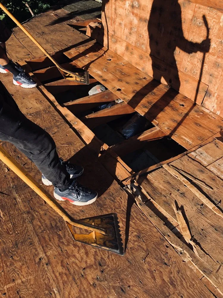 Slide of Hometown Roofing