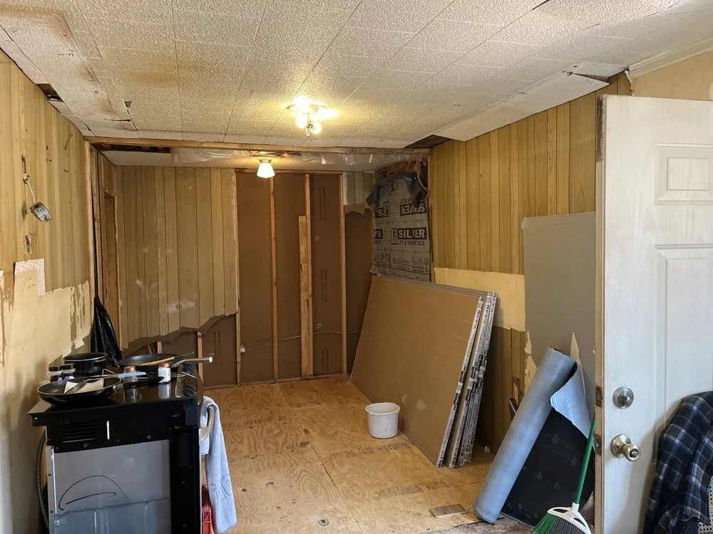 Slide of Hometown Roofing