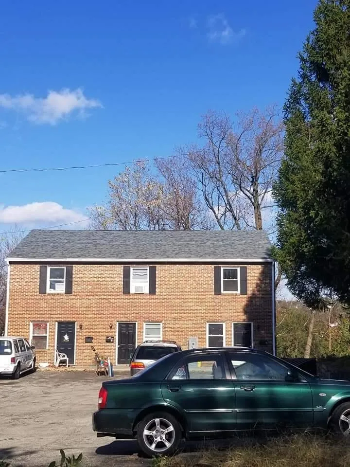 Slide of Hometown roofing