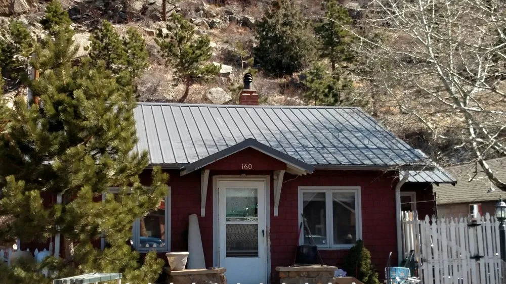 Top-rated roof installation in Greeley,, CO - HomeTowne Roofing