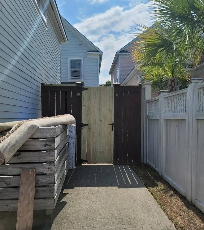 Slide of Homevade Contracting