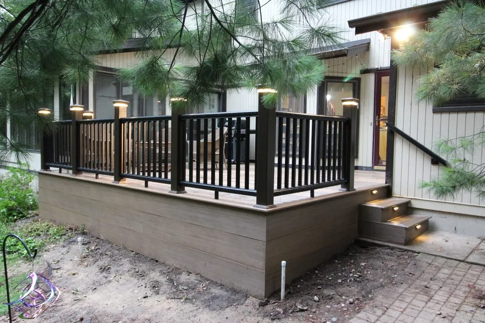 Slide of Homeworks Construction and Remodeling