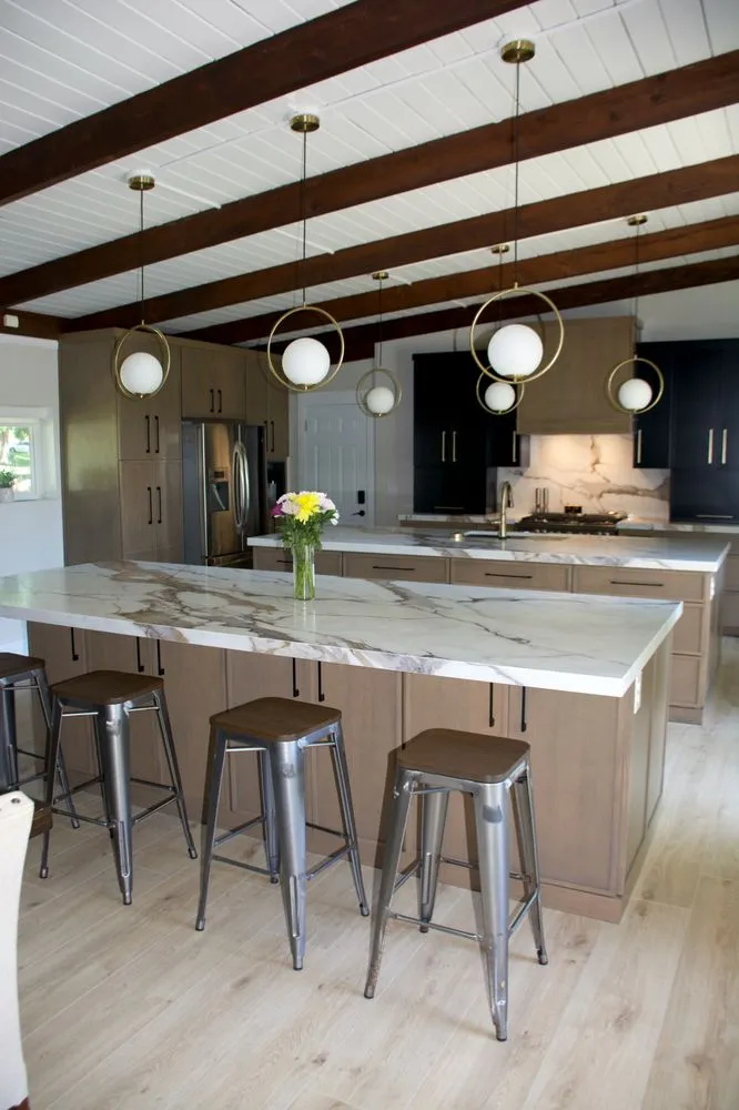 Slide of Homeworks Construction and Remodeling