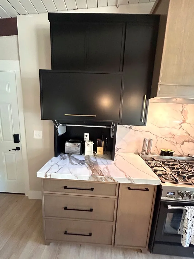 Slide of Homeworks Construction and Remodeling