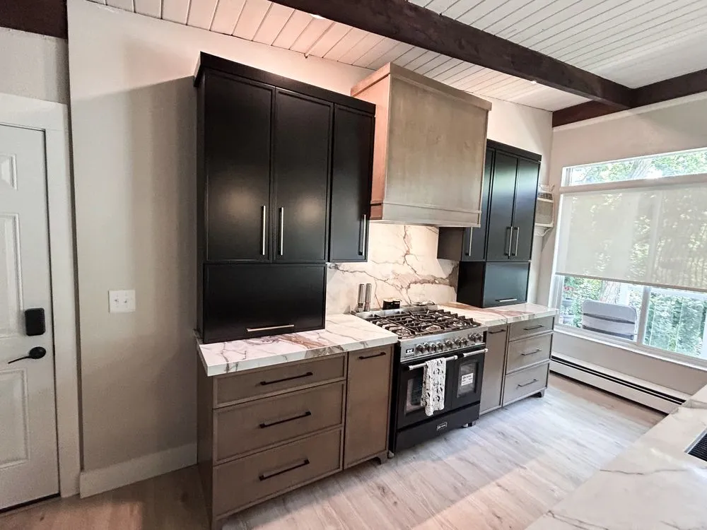 Slide of Homeworks Construction and Remodeling