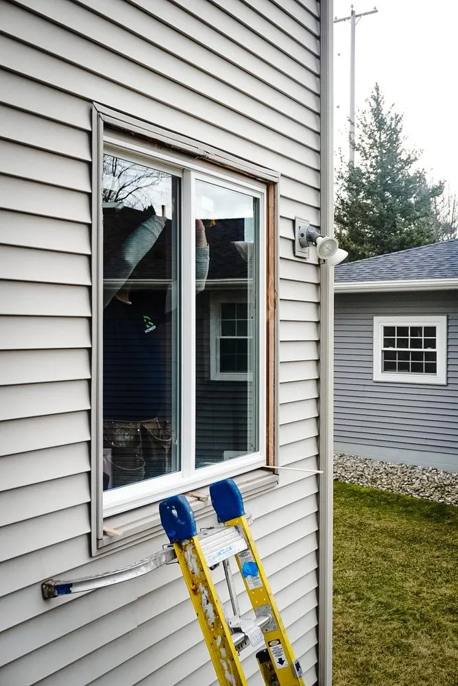 Slide of Homezone Windows & Roofing