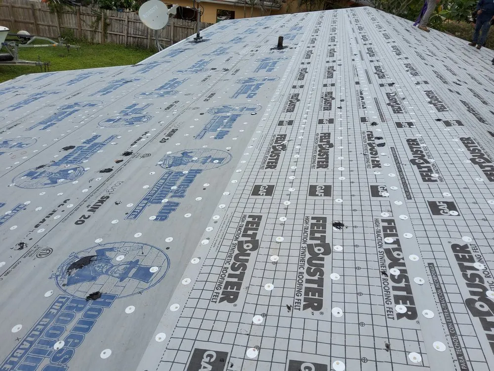 Slide of Honest Abe Roofing