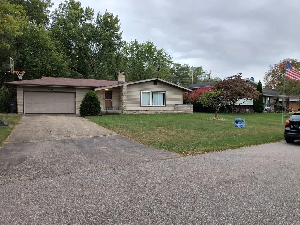 Slide of Honest Abe Roofing