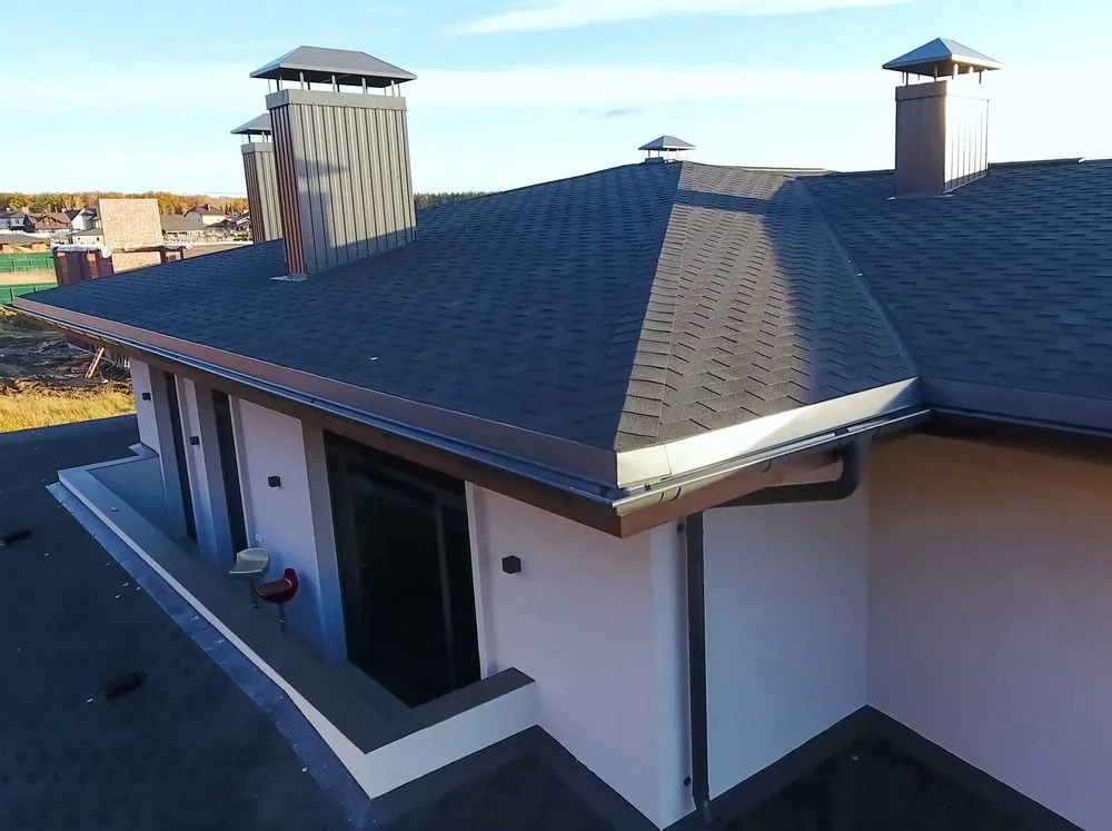 Slide of Honolulu Roofing Crew