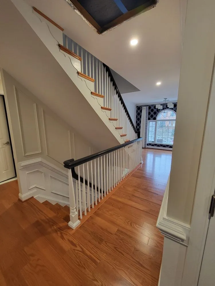 Slide of Honra Builders