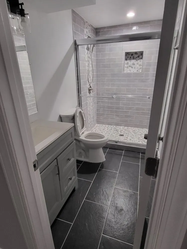 Slide of Honra Builders