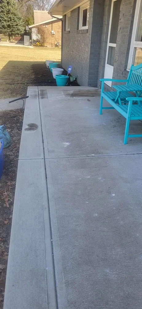 Slide of Hoods Exterior Home Services