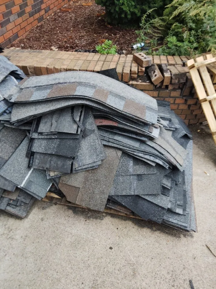 Slide of Hoods Roofing and Services