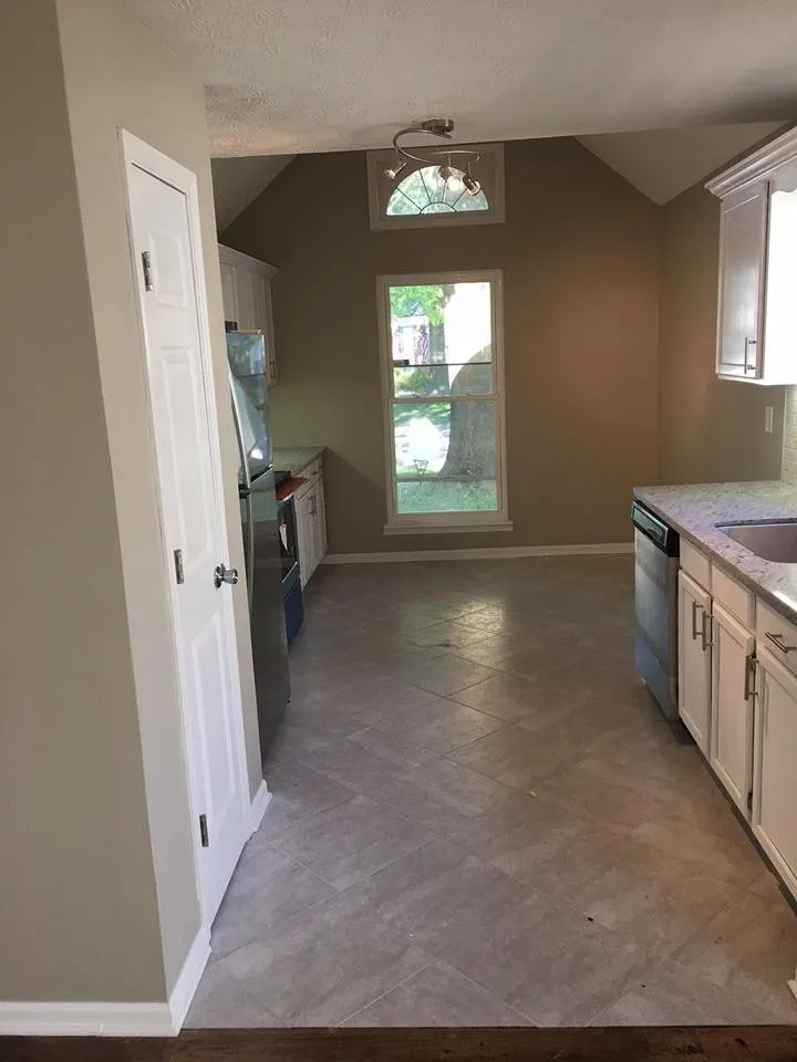 Slide of Hoosier Custom Construction