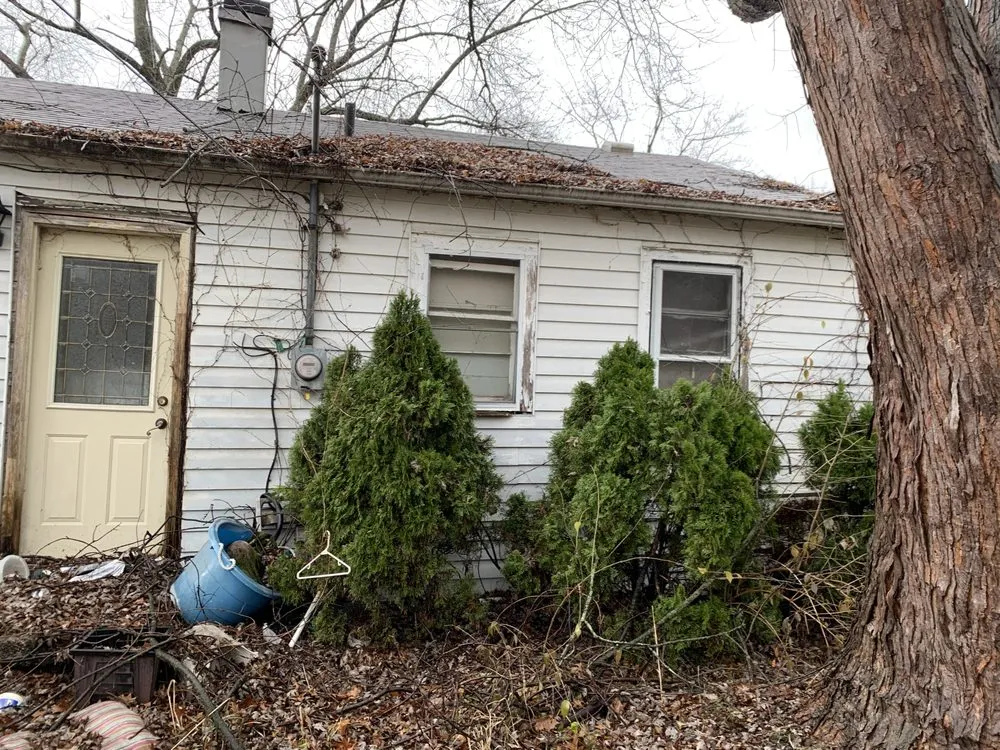 Slide of Hoosier Exterior Guyz