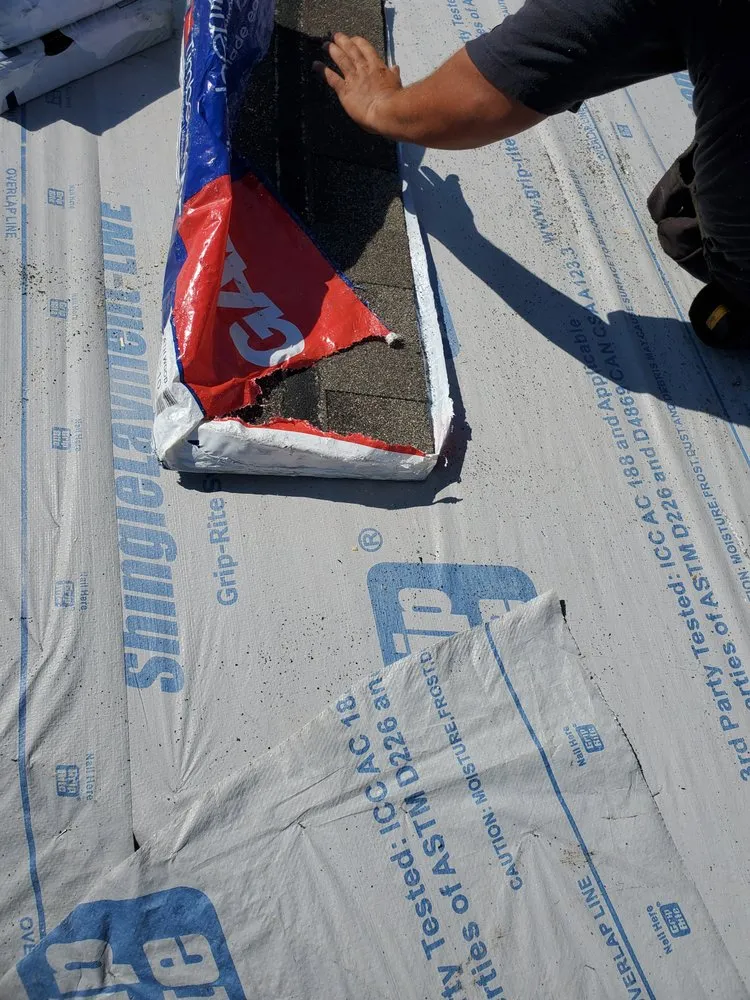 Slide of Horeb Roofing & Construction