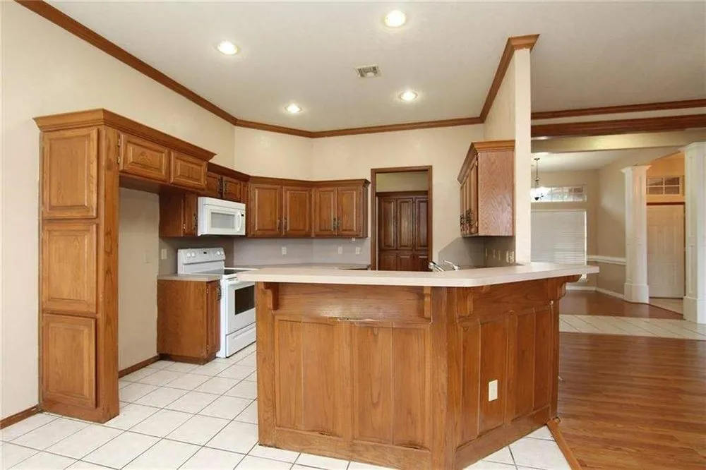 Slide of Horeb Roofing & Construction