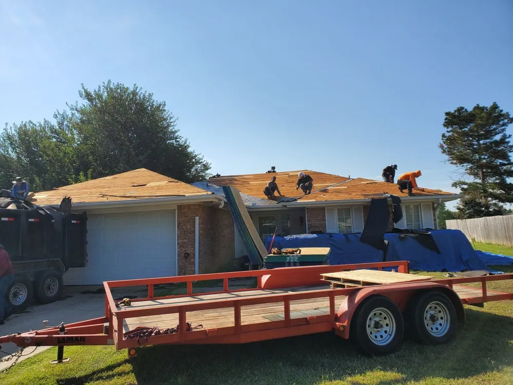 Slide of Horeb Roofing & Construction