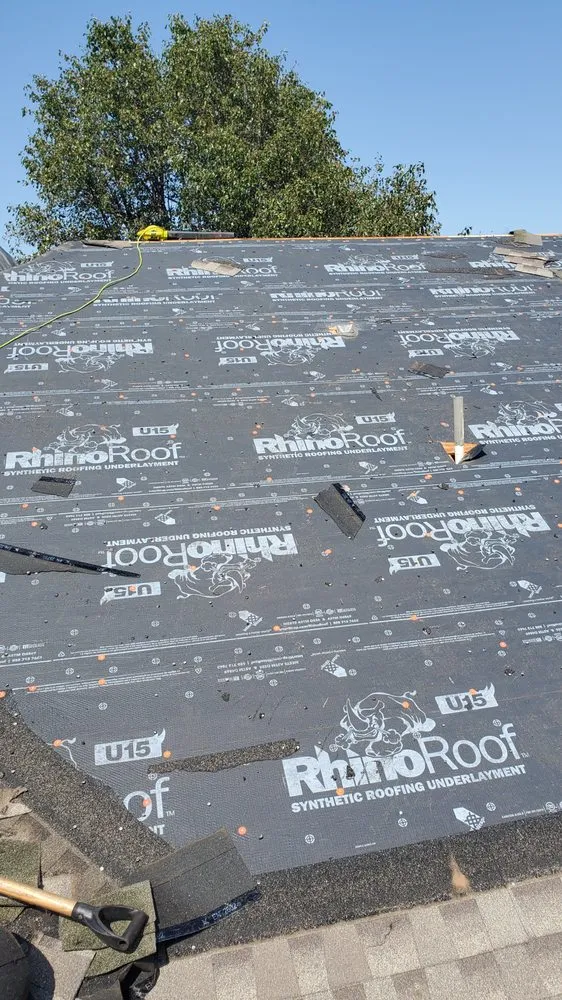 Slide of Horeb Roofing & Construction