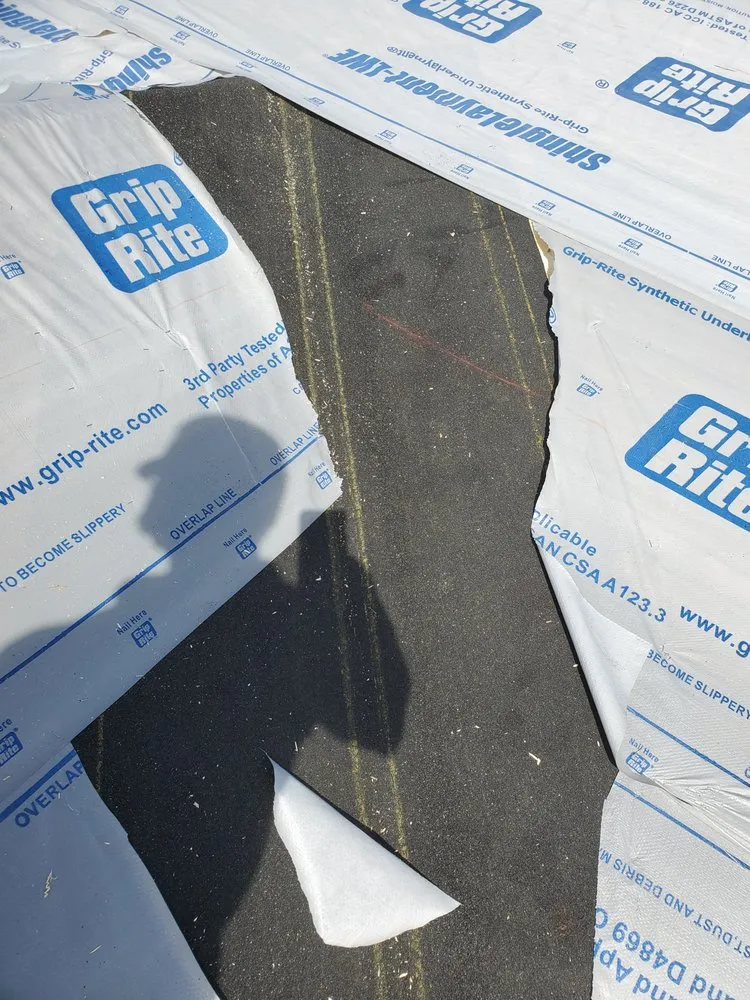 Slide of Horeb Roofing & Construction