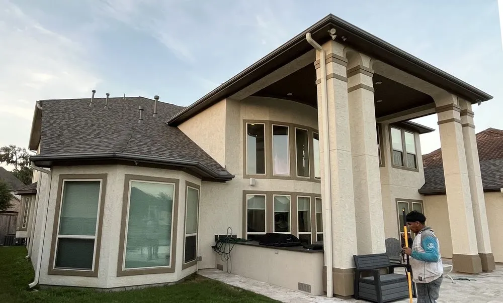 Slide of Horizon Construction and Roofing