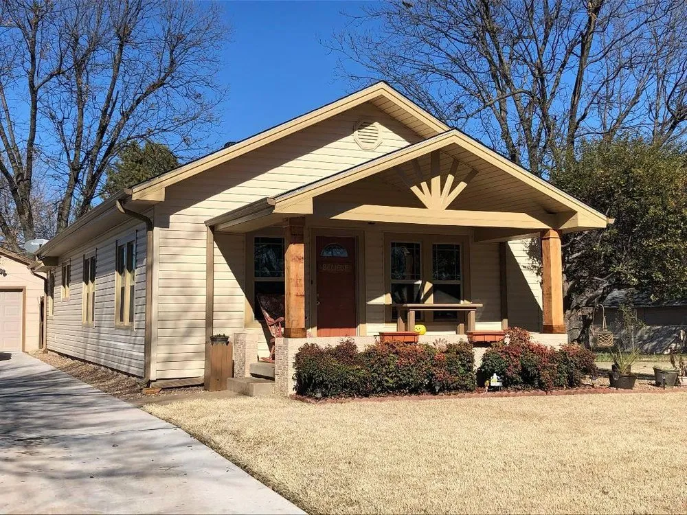 Slide of Horizon Construction