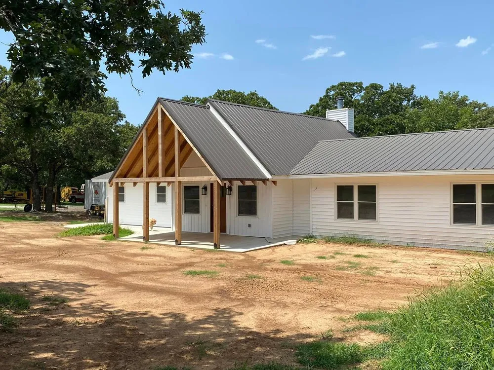 Slide of Horizon Construction