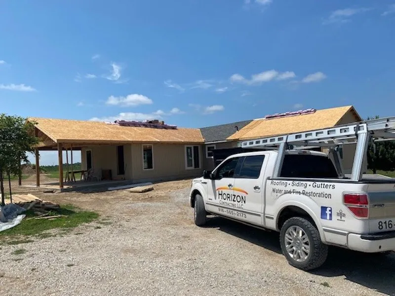 Slide of Horizon Contracting