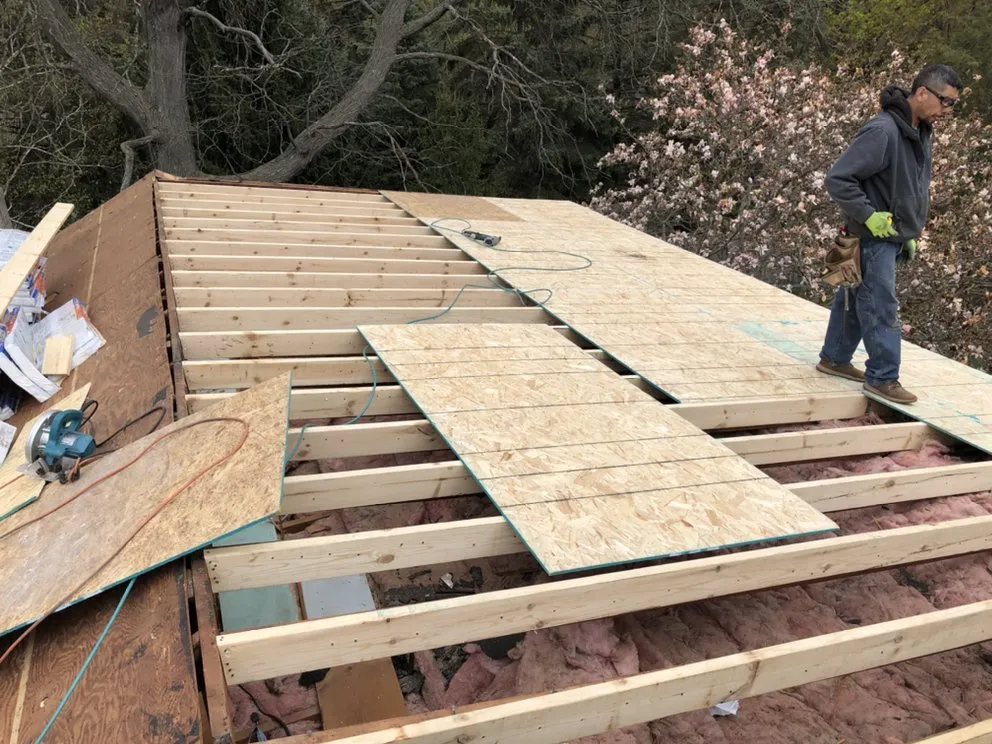 Slide of Horizon Roofing & Construction