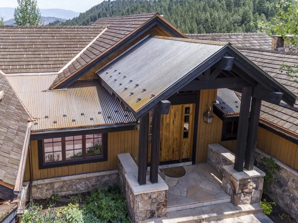 Slide of Horn Brothers Roofing