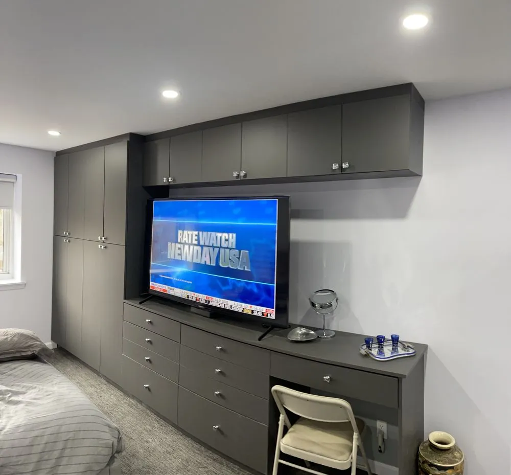 Slide of Horsemen Construction