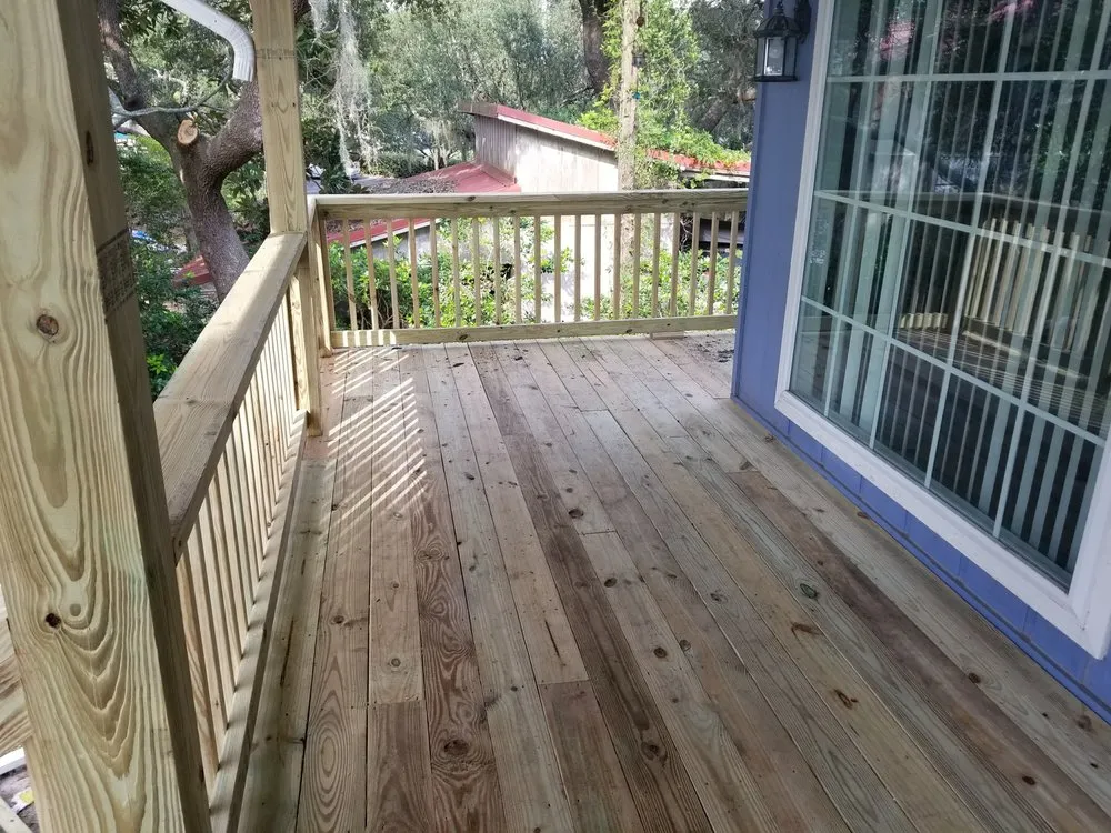 Slide of Hoss Cats Construction