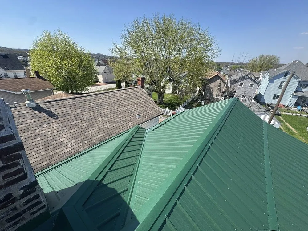 Top-rated shingle roofing service in Belle Vernon, PA - Hostetler Builders