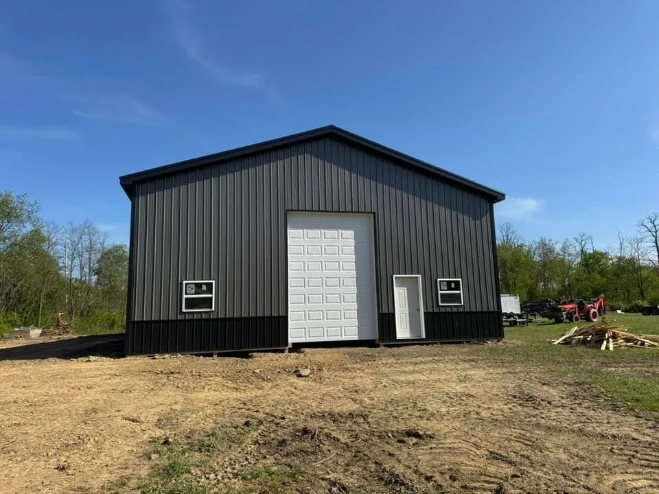 Local shingle roofing service in Belle Vernon, PA by Hostetler Builders