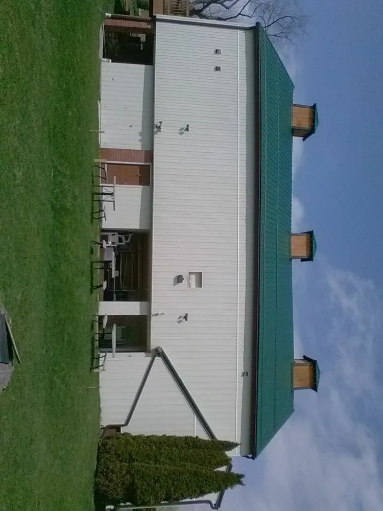 Slide of Hostetler Metal Roofing