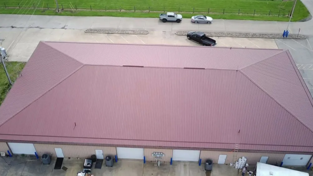 Professional shingle roofing service for fast service across Walhonding, OH - Hostetler Roof Coatings